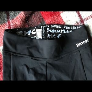 Size small black Capri work out leggings